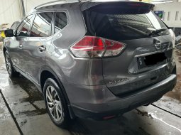 Nissan Xtrail 2.5 AT ( Matic ) 2015 Abu2 Tua Km 78rban Siap Pakai 5