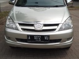 Kijang Innova 2.0 G MT Bensin 2007 9