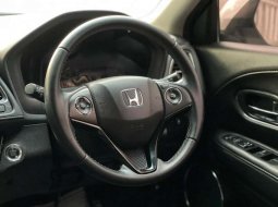 Mobil Honda HR-V 2019 E dijual, Sumatra Utara 4