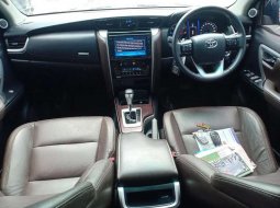 Jual cepat Toyota Fortuner VRZ 2018 di Sumatra Selatan 4