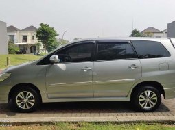 Toyota Kijang Innova 2015 DKI Jakarta dijual dengan harga termurah 2