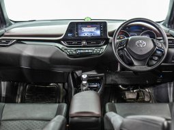 Toyota C-HR 1.8L CVT 2019 4