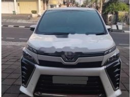 Jual cepat Toyota Voxy 2018 di DKI Jakarta 5