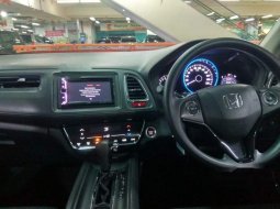 Dijual mobil bekas Honda HR-V E, Jawa Timur  4