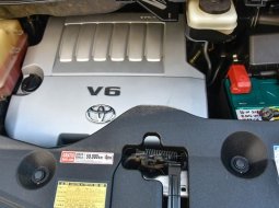 Toyota Alphard Q 2012 SUV 6
