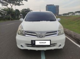 Mobil Nissan Livina 2011 XR dijual, Banten 10