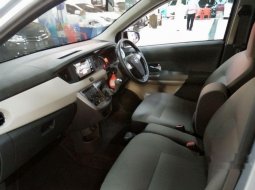 Jual Daihatsu Sigra R 2020 harga murah di Jawa Timur 4