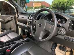 Nissan Frontier Dual Cab 2014 Putih 4