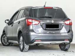 Suzuki SX4 S-Cross AT 2017 Abu-abu 3