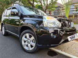 Mobil Nissan X-Trail 2010 ST dijual, Banten 11