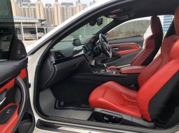 Mobil BMW M4 2014 terbaik di DKI Jakarta 4