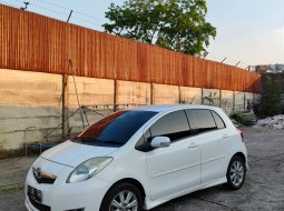 Toyota Yaris S Limited 2009 Putih 1