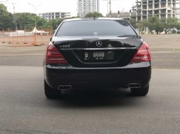 Mercedes Benz S300 AT 2008 Hitam 4