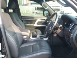 DKI Jakarta, Toyota Land Cruiser VX-R 2018 kondisi terawat 2