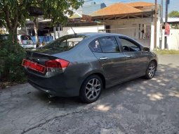 Mobil Honda City 2010 E dijual, Jawa Timur 1