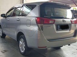 Toyota Innova 2.4 G M/T ( Manual ) 2018 Silver Km 55rban Siap Pakai Good Condition 4