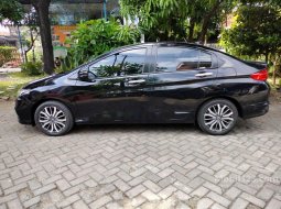 Jual Honda City E 2017 harga murah di Jawa Timur 5