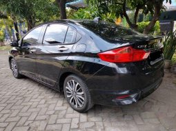 Jual Honda City E 2017 harga murah di Jawa Timur 7