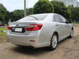 Toyota Camry 2.5 V 2013 Silver 4