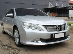 Toyota Camry 2.5 V 2013 Silver 3