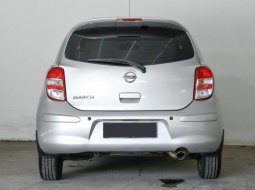 Nissan March XS 2012 Hatchback 3