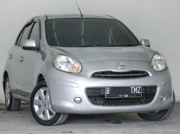 Nissan March XS 2012 Hatchback 2