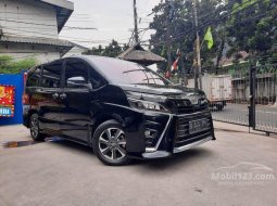 Mobil Toyota Voxy 2018 dijual, Banten 14