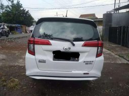Jawa Barat, jual mobil Daihatsu Sigra R 2018 dengan harga terjangkau 1