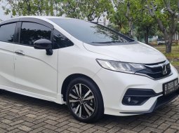 Honda Jazz 1.5 RS AT / 2019 / 2020 / 2018 Wrn Putih Like New Tgn1 TDP 40Jt 6