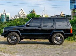 Jeep Cherokee 1995 Jawa Timur dijual dengan harga termurah 11