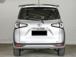 Toyota Sienta V MT 2017 MPV 5