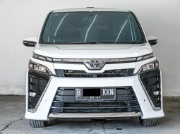 Toyota Voxy CVT 2018 MPV 5