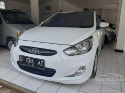 Jual mobil Hyundai Grand Avega GL 2012 bekas, Jawa Barat 10