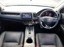 Honda HR-V 1.5 Spesical Edition 2018 Abu-abu 4