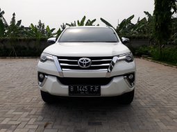 Toyota Fortuner Vrz 4x2 Diesel Automatic Tahun 2018 Warna Putih 1