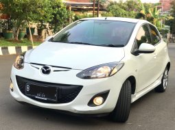 Mazda 2 Sport HB Automatic 2012 2