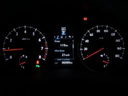 Toyota Alphard 2.5 SC Audioless AT 2015 Hitam 8
