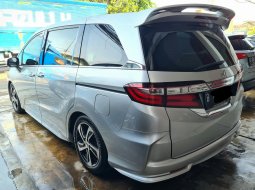 Honda Odyssey 2.4 Prestige Mugen AT ( Matic ) 2016 Silver  Km  94rban  Siap Pakai 5