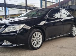 Toyota Camry 2.5 V 2014 / 2013 / 2012 Black On Beige Mulus Pjk Pjg TDP 40Jt 1