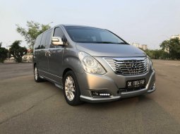 Hyundai H-1 XG AT Diesel 2016 Silver 1