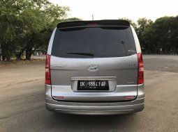 Hyundai H-1 XG AT Diesel 2016 Silver 6