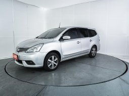 Nissan Grand Livina 1.5 XV MT 2017 Silver 6