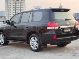 Mobil Toyota Land Cruiser 2012 Full Spec E dijual, DKI Jakarta 3