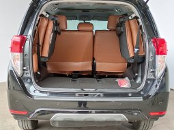 Toyota Kijang Innova V A/T Diesel 2019 6