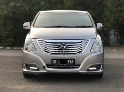 Hyundai H-1 XG 2016 Silver Diesel 2