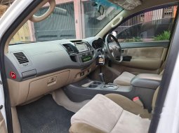 Dijual mobil bekas Toyota Fortuner G TRD, Bali  5