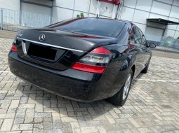 Mercedes-Benz S-Class S 300 L 2007 Hitam 5