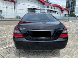 Mercedes-Benz S-Class S 300 L 2007 Hitam 6