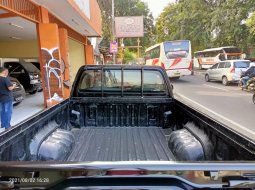 Toyota Hilux S-Cab 2.0 L M/T BENSIN 2018 9