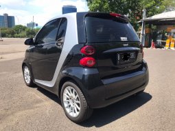 Smart fortwo Cabrio 2010 Hitam 3